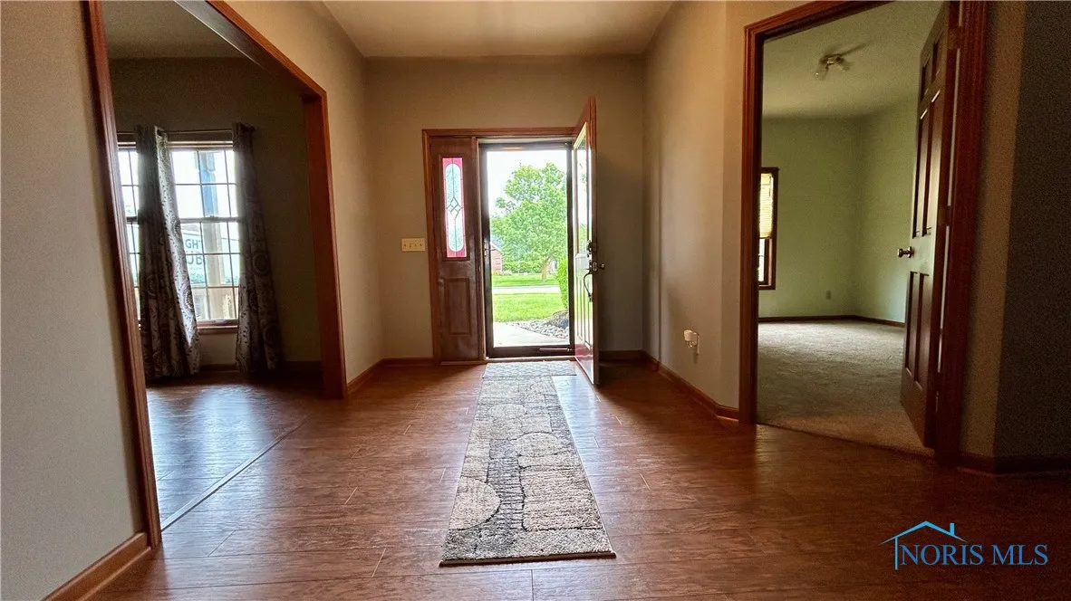 12327 Buckeye Drive, Paulding, Ohio 45879, 3 Bedrooms Bedrooms, 8 Rooms Rooms,3 BathroomsBathrooms,Residential,For Sale,Buckeye,6130180