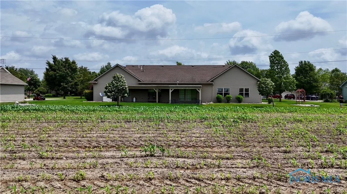 12327 Buckeye Drive, Paulding, Ohio 45879, 3 Bedrooms Bedrooms, 8 Rooms Rooms,3 BathroomsBathrooms,Residential,For Sale,Buckeye,6130180