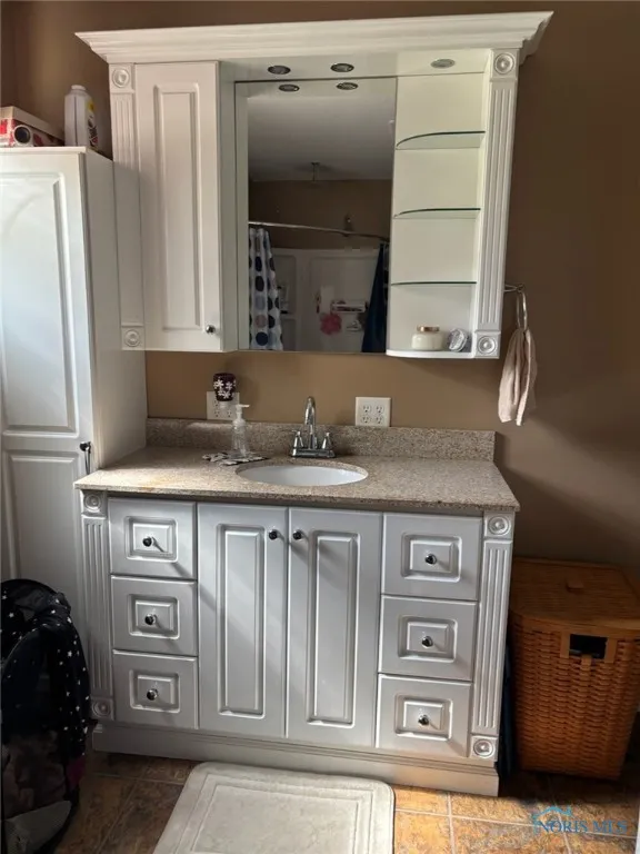 400 S Michigan Street, Alvordton, Ohio 43501, 2 Bedrooms Bedrooms, 5 Rooms Rooms,2 BathroomsBathrooms,Residential,For Sale,Michigan,6130221