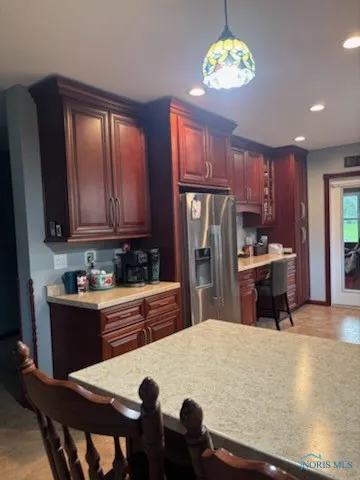 400 S Michigan Street, Alvordton, Ohio 43501, 2 Bedrooms Bedrooms, 5 Rooms Rooms,2 BathroomsBathrooms,Residential,For Sale,Michigan,6130221