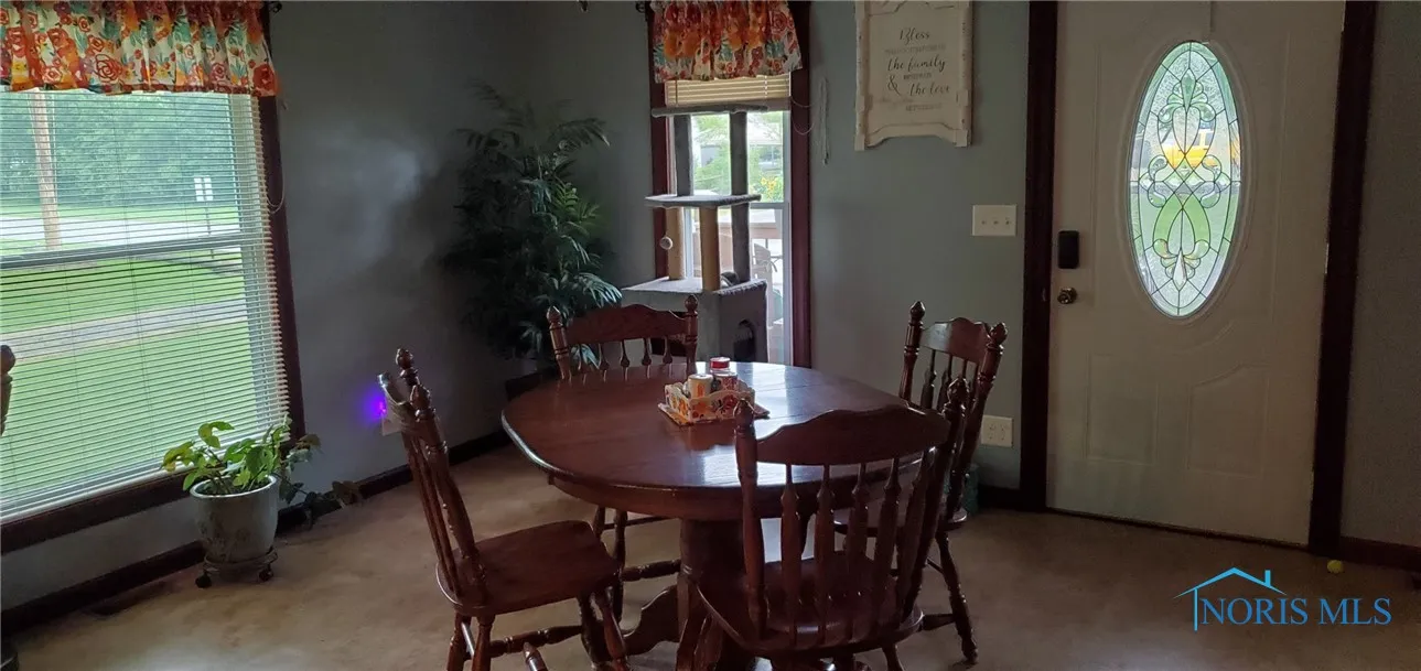 400 S Michigan Street, Alvordton, Ohio 43501, 2 Bedrooms Bedrooms, 5 Rooms Rooms,2 BathroomsBathrooms,Residential,For Sale,Michigan,6130221
