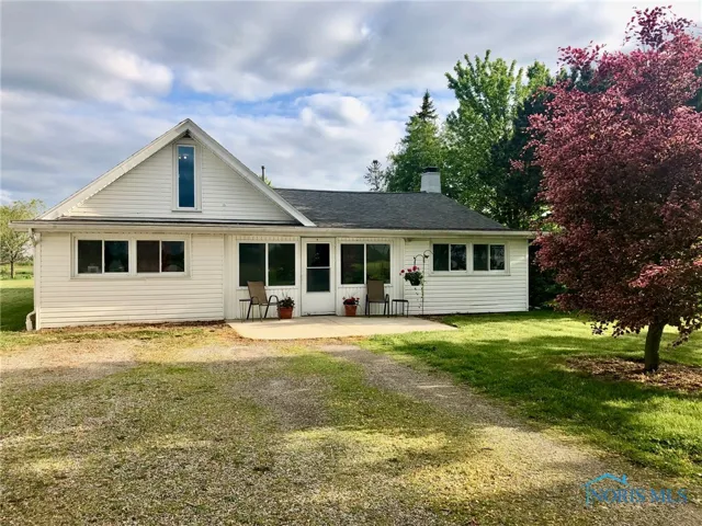 5151 Keller Road, Walbridge, Ohio 43465, 4 Bedrooms Bedrooms, 8 Rooms Rooms,2 BathroomsBathrooms,Residential,For Sale,Keller,6130249