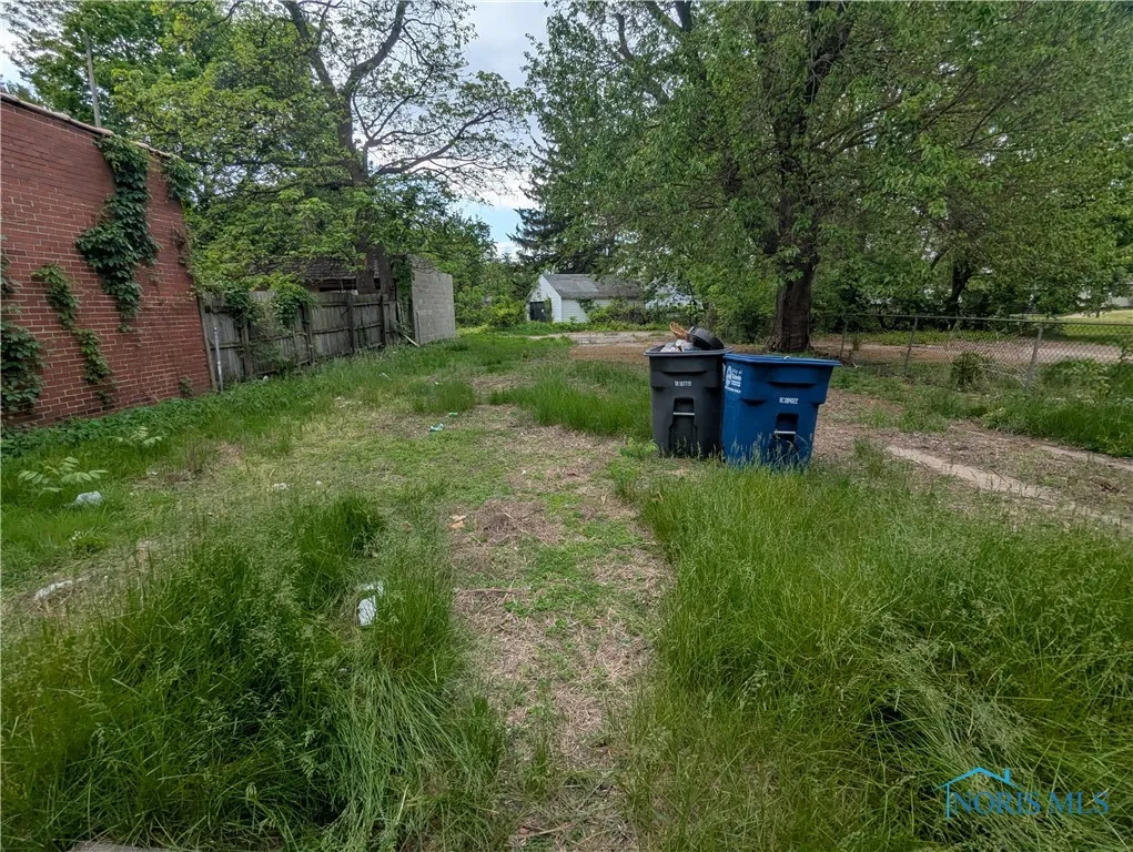721 N Detroit Avenue, Toledo, Ohio 43607, 3 Bedrooms Bedrooms, 7 Rooms Rooms,1 BathroomBathrooms,Residential,For Sale,Detroit,6130267