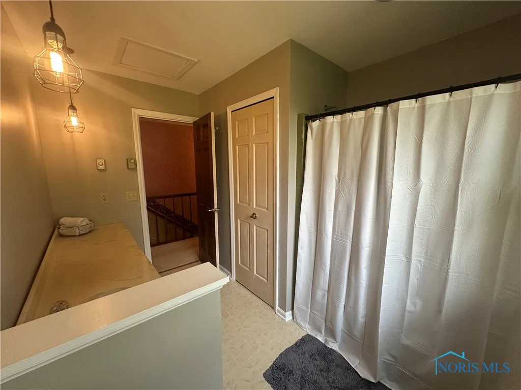 26761 Behrens Road, Defiance, Ohio 43512, 4 Bedrooms Bedrooms, 9 Rooms Rooms,4 BathroomsBathrooms,Residential,For Sale,Behrens,6130342