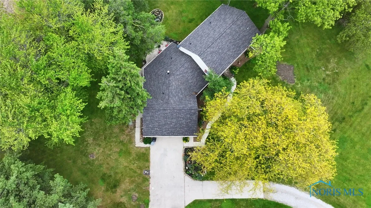 26761 Behrens Road, Defiance, Ohio 43512, 4 Bedrooms Bedrooms, 9 Rooms Rooms,4 BathroomsBathrooms,Residential,For Sale,Behrens,6130342