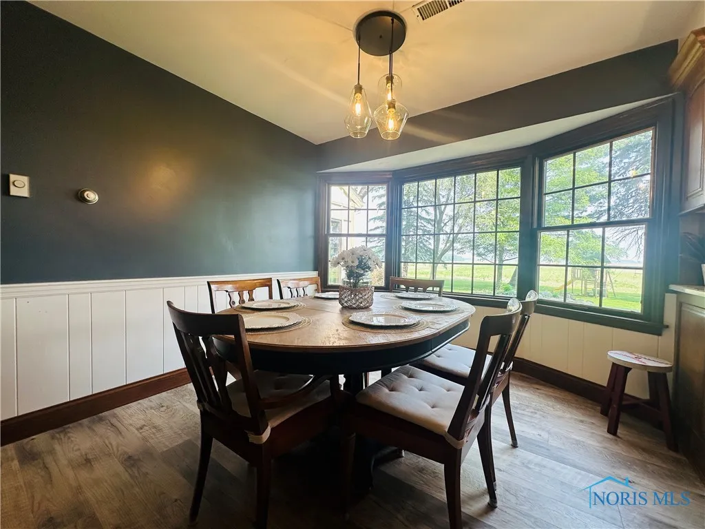 26761 Behrens Road, Defiance, Ohio 43512, 4 Bedrooms Bedrooms, 9 Rooms Rooms,4 BathroomsBathrooms,Residential,For Sale,Behrens,6130342