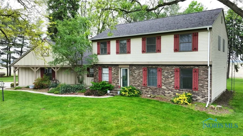 26761 Behrens Road, Defiance, Ohio 43512, 4 Bedrooms Bedrooms, 9 Rooms Rooms,4 BathroomsBathrooms,Residential,For Sale,Behrens,6130342