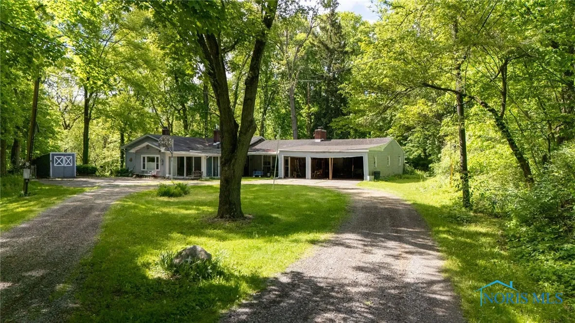 7539 Maumee Western Road, Maumee, Ohio 43537, 3 Bedrooms Bedrooms, 9 Rooms Rooms,2 BathroomsBathrooms,Residential,For Sale,Maumee Western,6130343