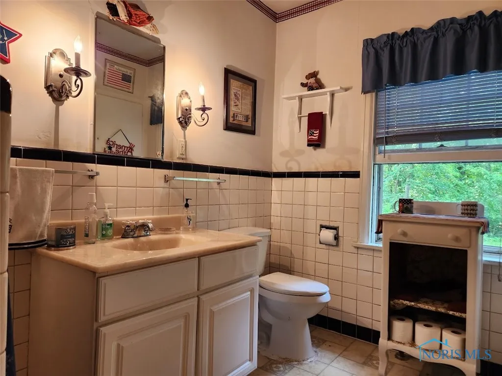 7539 Maumee Western Road, Maumee, Ohio 43537, 3 Bedrooms Bedrooms, 9 Rooms Rooms,2 BathroomsBathrooms,Residential,For Sale,Maumee Western,6130343