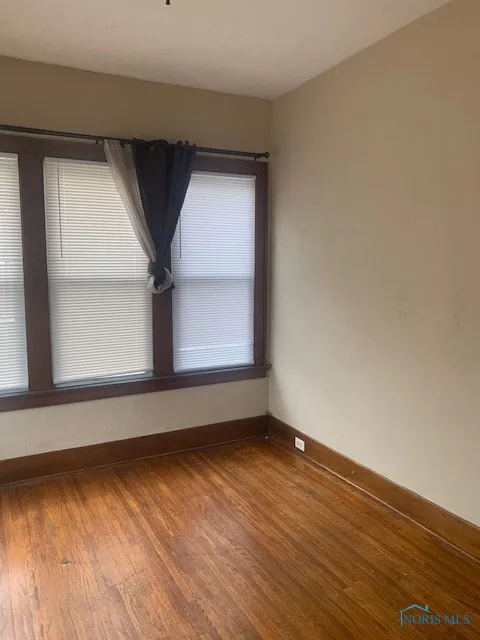 102 Melrose Avenue, Toledo, Ohio 43610, 3 Bedrooms Bedrooms, ,1 BathroomBathrooms,Residential Lease,For Rent,melrose,6130329