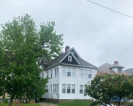 102 Melrose Avenue, Toledo, Ohio 43610, 3 Bedrooms Bedrooms, ,1 BathroomBathrooms,Residential Lease,For Rent,melrose,6130329