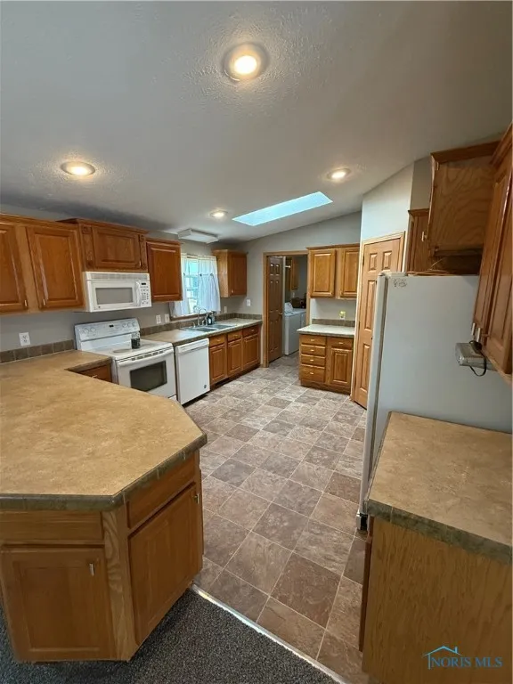 3784 N Stange Road, Graytown, Ohio 43432, 2 Bedrooms Bedrooms, ,2 BathroomsBathrooms,Residential,For Sale,Stange,6130632