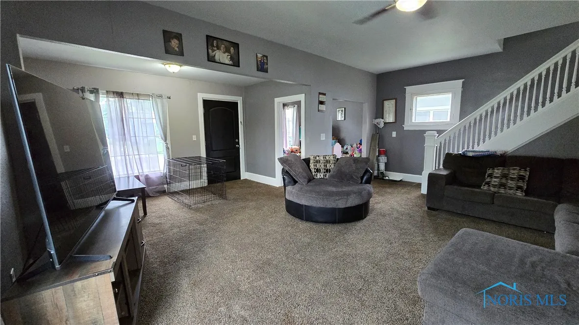 3146 131st Street, Toledo, Ohio 43611, 3 Bedrooms Bedrooms, 6 Rooms Rooms,6 BathroomsBathrooms,Residential,For Sale,131st,6130666