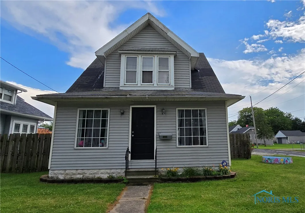 3146 131st Street, Toledo, Ohio 43611, 3 Bedrooms Bedrooms, 6 Rooms Rooms,6 BathroomsBathrooms,Residential,For Sale,131st,6130666