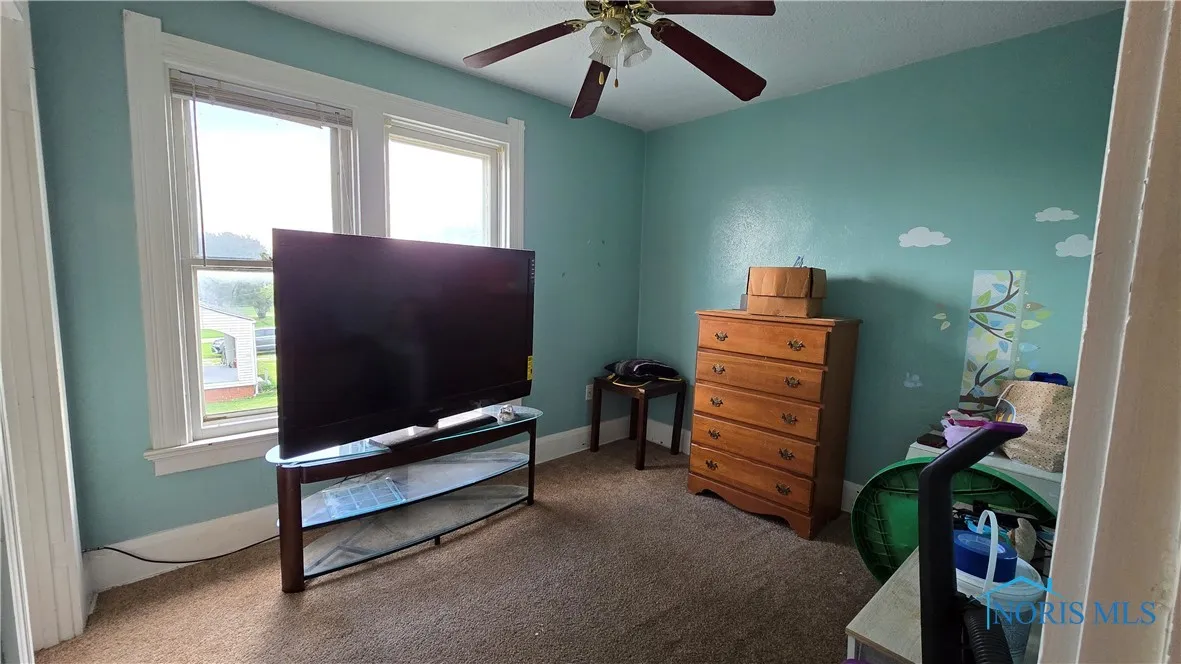 3146 131st Street, Toledo, Ohio 43611, 3 Bedrooms Bedrooms, 6 Rooms Rooms,6 BathroomsBathrooms,Residential,For Sale,131st,6130666