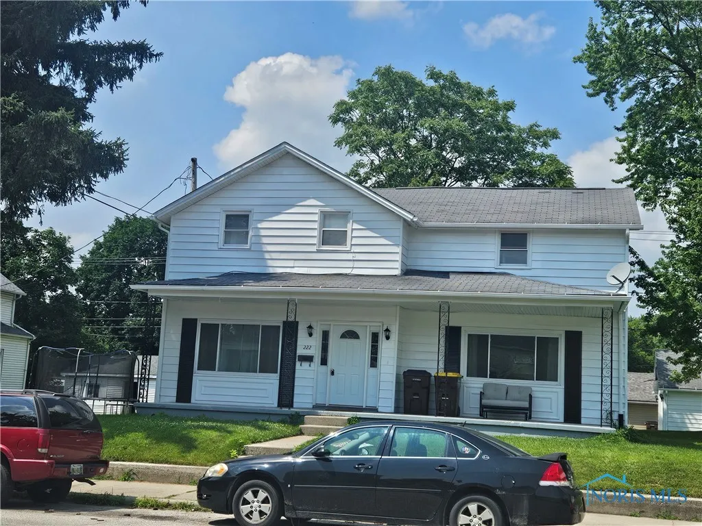 222 Hopkins Street, Defiance, Ohio 43512, 4 Bedrooms Bedrooms, 8 Rooms Rooms,2 BathroomsBathrooms,Residential,For Sale,Hopkins,6130776