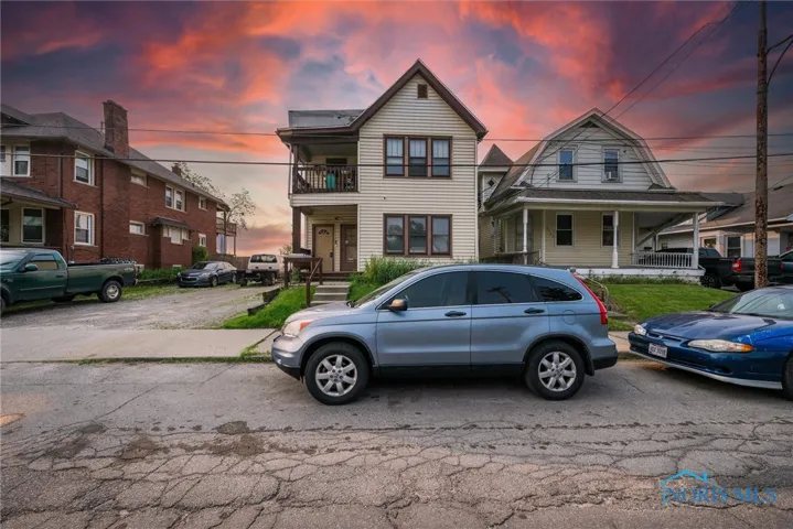 2525 Broadway Street, Toledo, Ohio 43609, ,Residential Income,For Sale,Broadway,6130692