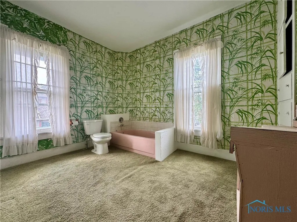 308 S Main Street, Hicksville, Ohio 43526, 3 Bedrooms Bedrooms, 8 Rooms Rooms,2 BathroomsBathrooms,Residential,For Sale,Main,6130746