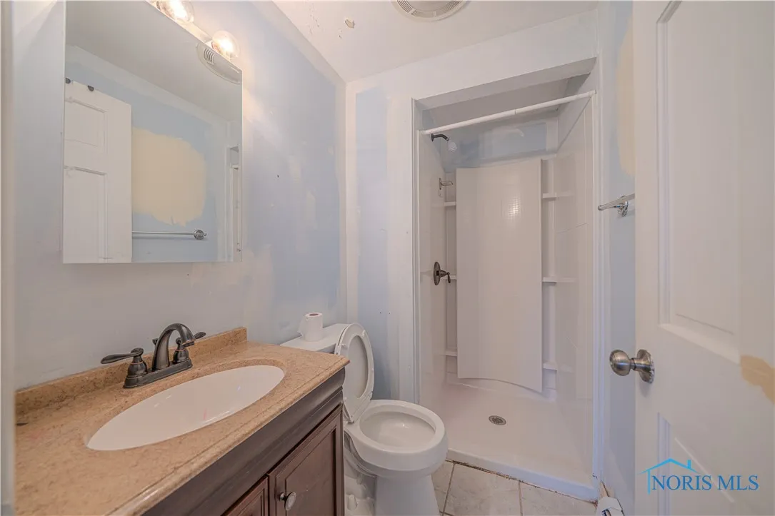 3849 Sylvanwood Drive, Sylvania, Ohio 43560, 4 Bedrooms Bedrooms, 7 Rooms Rooms,3 BathroomsBathrooms,Residential,For Sale,Sylvanwood,6130857