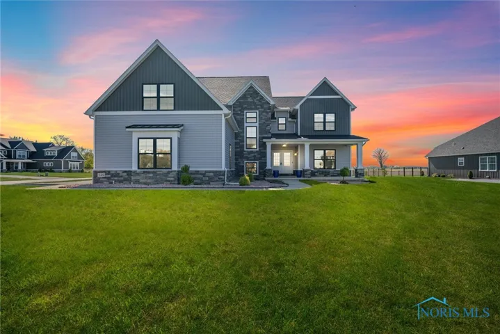549 Canterbury Boulevard, Perrysburg, Ohio 43551, 5 Bedrooms Bedrooms, 13 Rooms Rooms,3 BathroomsBathrooms,Residential,For Sale,Canterbury,6130859