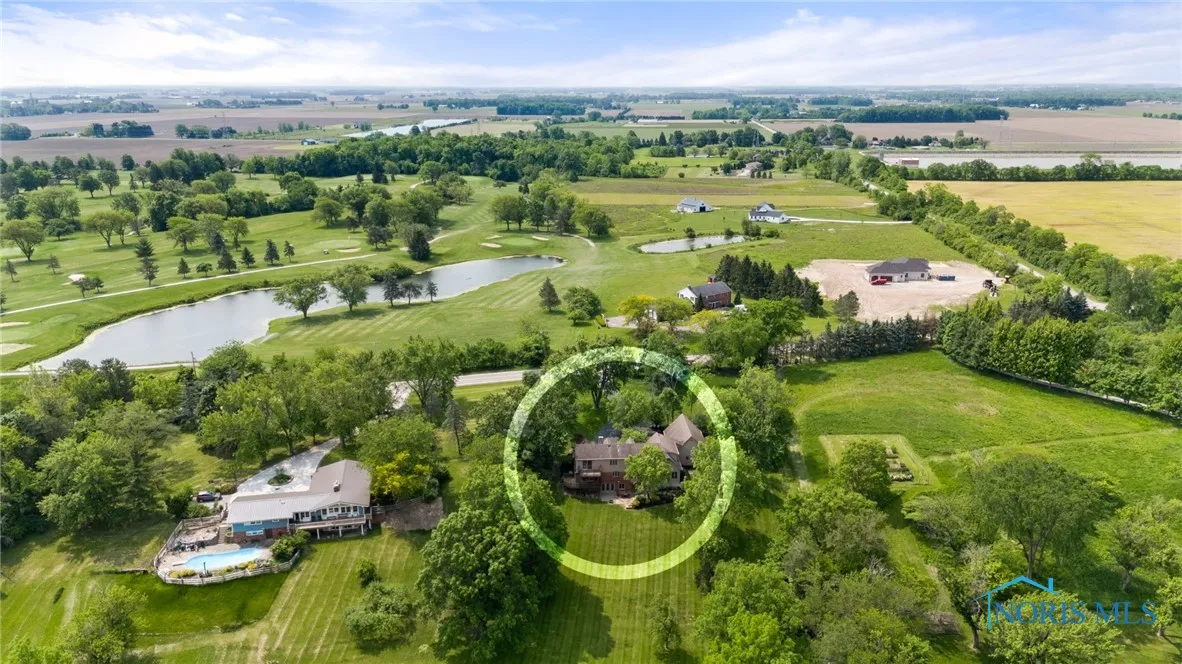 16890 W River Road, Bowling Green, Ohio 43402, 5 Bedrooms Bedrooms, 15 Rooms Rooms,5 BathroomsBathrooms,Residential,For Sale,River,6130826