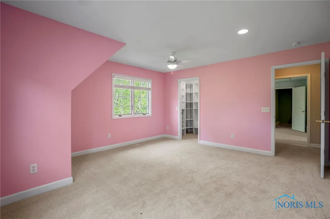 16890 W River Road, Bowling Green, Ohio 43402, 5 Bedrooms Bedrooms, 15 Rooms Rooms,5 BathroomsBathrooms,Residential,For Sale,River,6130826