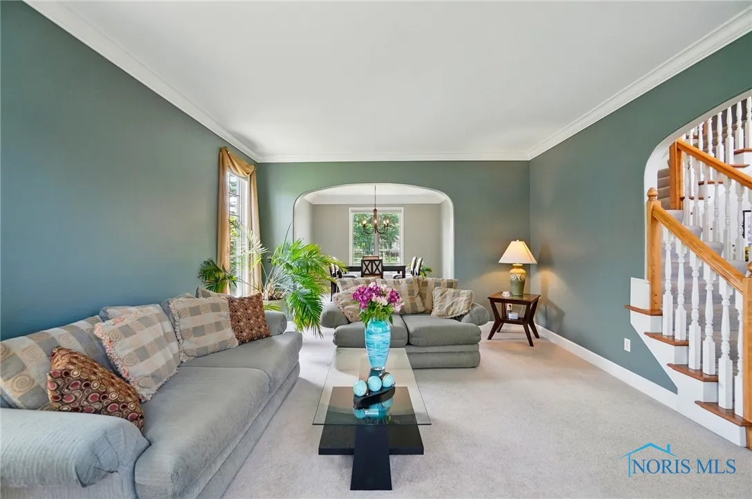 7433 Valhalla Drive, Maumee, Ohio 43537, 4 Bedrooms Bedrooms, 14 Rooms Rooms,4 BathroomsBathrooms,Residential,For Sale,Valhalla,6130863