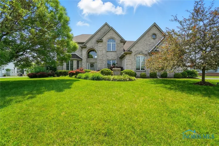 7433 Valhalla Drive, Maumee, Ohio 43537, 4 Bedrooms Bedrooms, 14 Rooms Rooms,4 BathroomsBathrooms,Residential,For Sale,Valhalla,6130863