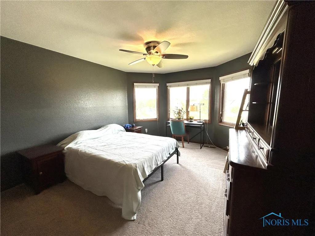 7939 N Woodbridge Road, Monclova, Ohio 43542, 4 Bedrooms Bedrooms, 13 Rooms Rooms,4 BathroomsBathrooms,Residential,For Sale,Woodbridge,6130875