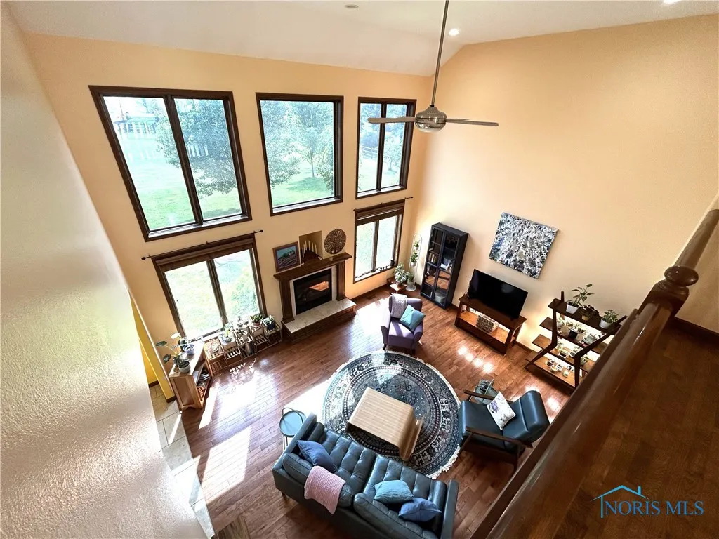 7939 N Woodbridge Road, Monclova, Ohio 43542, 4 Bedrooms Bedrooms, 13 Rooms Rooms,4 BathroomsBathrooms,Residential,For Sale,Woodbridge,6130875