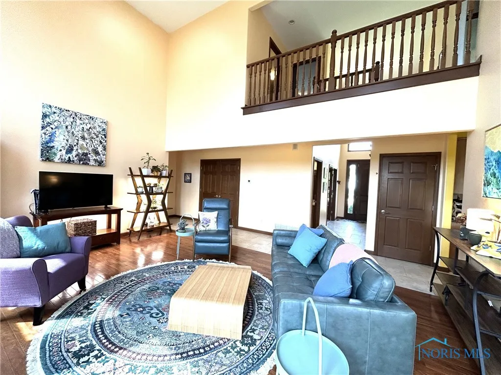 7939 N Woodbridge Road, Monclova, Ohio 43542, 4 Bedrooms Bedrooms, 13 Rooms Rooms,4 BathroomsBathrooms,Residential,For Sale,Woodbridge,6130875