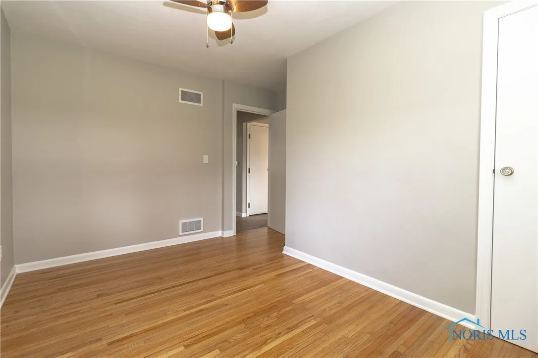 12922 Airport Highway, Swanton, Ohio 43558, 2 Bedrooms Bedrooms, 6 Rooms Rooms,1 BathroomBathrooms,Residential,For Sale,Airport,6130784