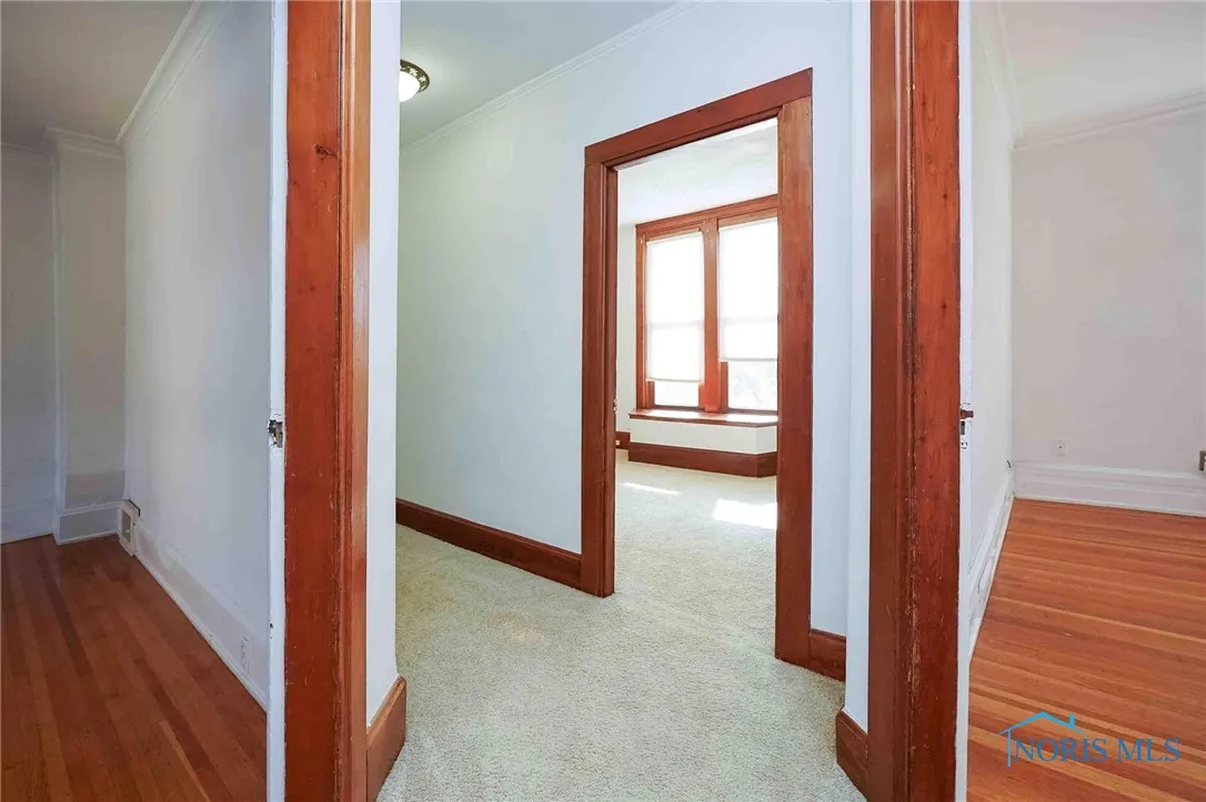 117 3rd Street, Findlay, Ohio 45840, 3 Bedrooms Bedrooms, 7 Rooms Rooms,2 BathroomsBathrooms,Residential,For Sale,3rd,6131073
