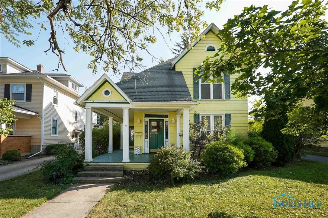 117 3rd Street, Findlay, Ohio 45840, 3 Bedrooms Bedrooms, 7 Rooms Rooms,2 BathroomsBathrooms,Residential,For Sale,3rd,6131073
