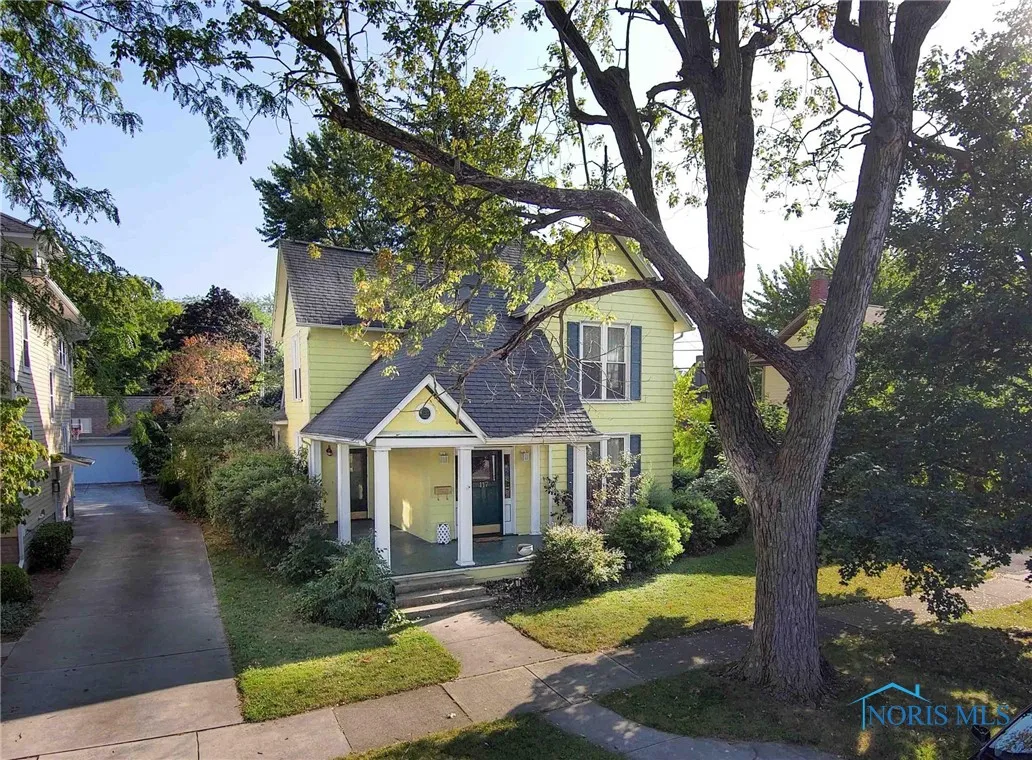 117 3rd Street, Findlay, Ohio 45840, 3 Bedrooms Bedrooms, 7 Rooms Rooms,2 BathroomsBathrooms,Residential,For Sale,3rd,6131073