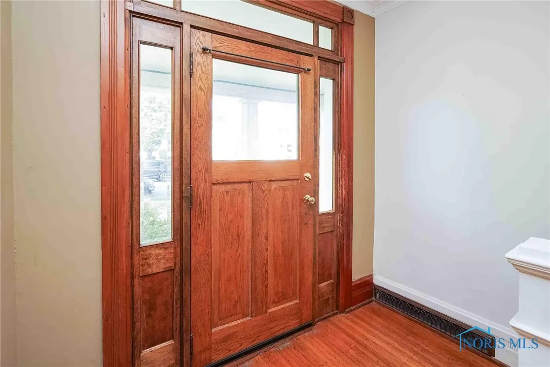 117 3rd Street, Findlay, Ohio 45840, 3 Bedrooms Bedrooms, 7 Rooms Rooms,2 BathroomsBathrooms,Residential,For Sale,3rd,6131073