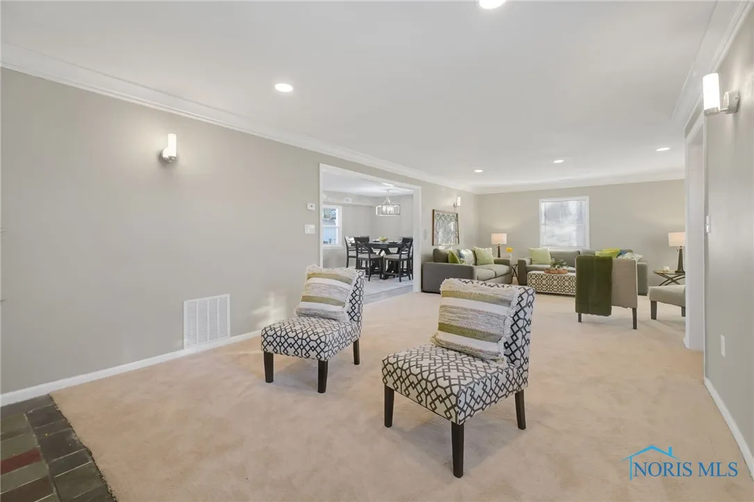 434 Hayes Road, Toledo, Ohio 43615, 4 Bedrooms Bedrooms, 8 Rooms Rooms,2 BathroomsBathrooms,Residential Lease,For Rent,Hayes,6131086