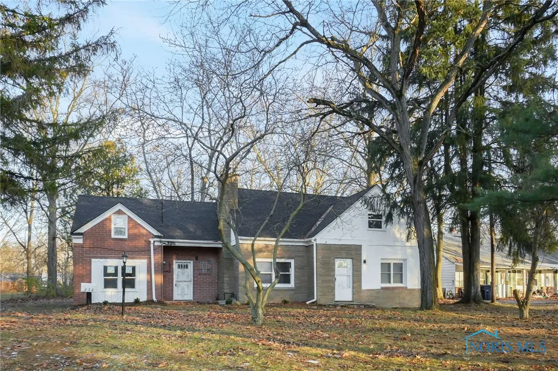 434 Hayes Road, Toledo, Ohio 43615, 4 Bedrooms Bedrooms, 8 Rooms Rooms,2 BathroomsBathrooms,Residential Lease,For Rent,Hayes,6131086