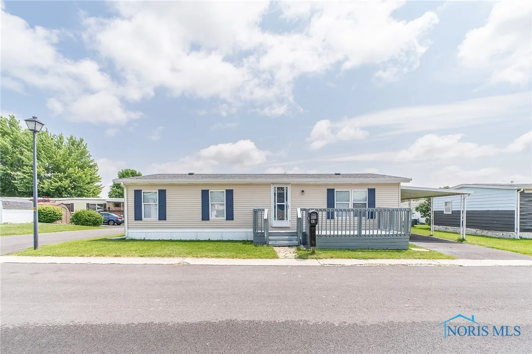 1303 Chateau Circle 60, Findlay, Ohio 45840, 3 Bedrooms Bedrooms, 6 Rooms Rooms,2 BathroomsBathrooms,Residential,For Sale,Chateau,6131230