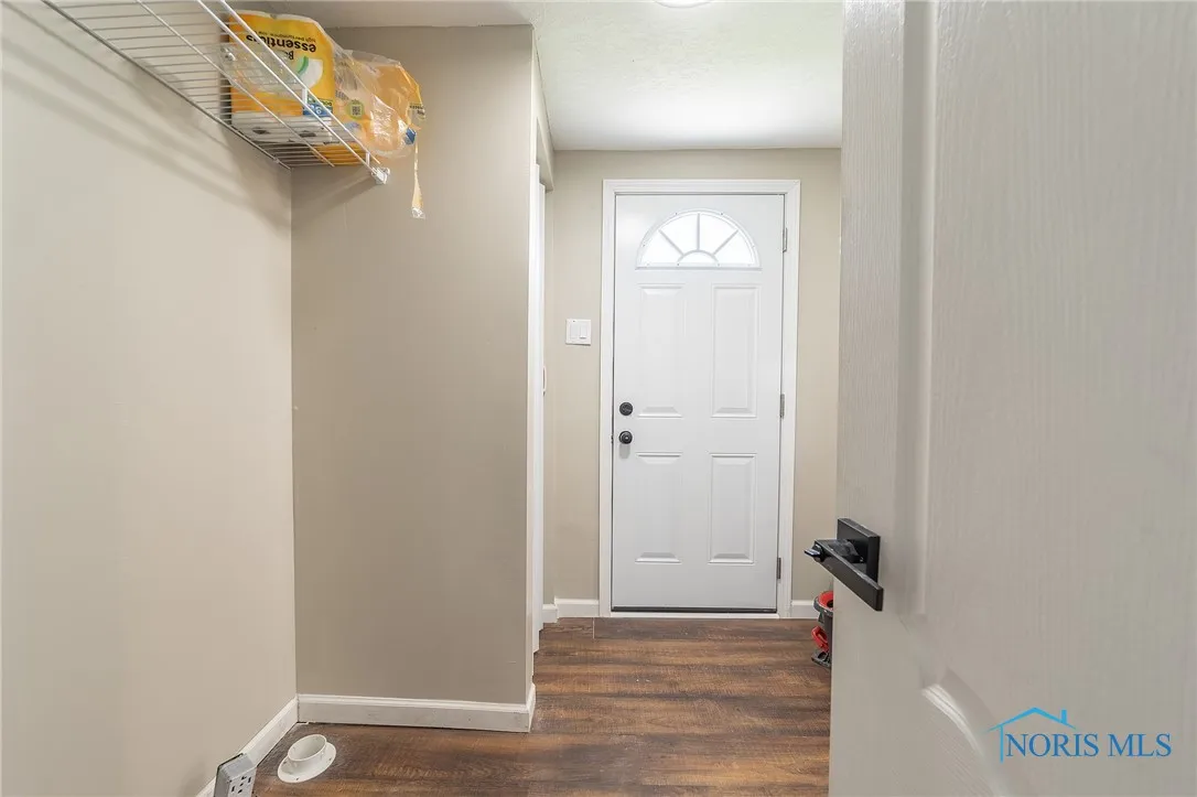 1303 Chateau Circle 60, Findlay, Ohio 45840, 3 Bedrooms Bedrooms, 6 Rooms Rooms,2 BathroomsBathrooms,Residential,For Sale,Chateau,6131230