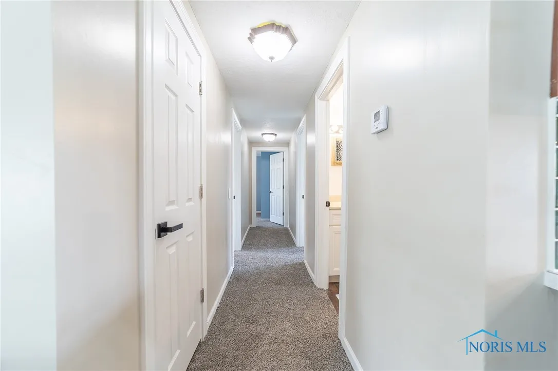 1303 Chateau Circle 60, Findlay, Ohio 45840, 3 Bedrooms Bedrooms, 6 Rooms Rooms,2 BathroomsBathrooms,Residential,For Sale,Chateau,6131230