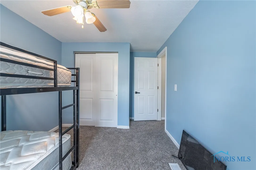 1303 Chateau Circle 60, Findlay, Ohio 45840, 3 Bedrooms Bedrooms, 6 Rooms Rooms,2 BathroomsBathrooms,Residential,For Sale,Chateau,6131230
