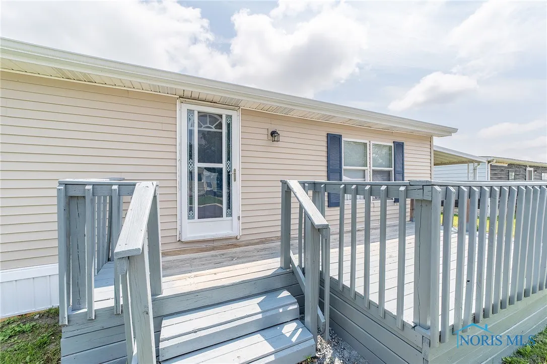 1303 Chateau Circle 60, Findlay, Ohio 45840, 3 Bedrooms Bedrooms, 6 Rooms Rooms,2 BathroomsBathrooms,Residential,For Sale,Chateau,6131230