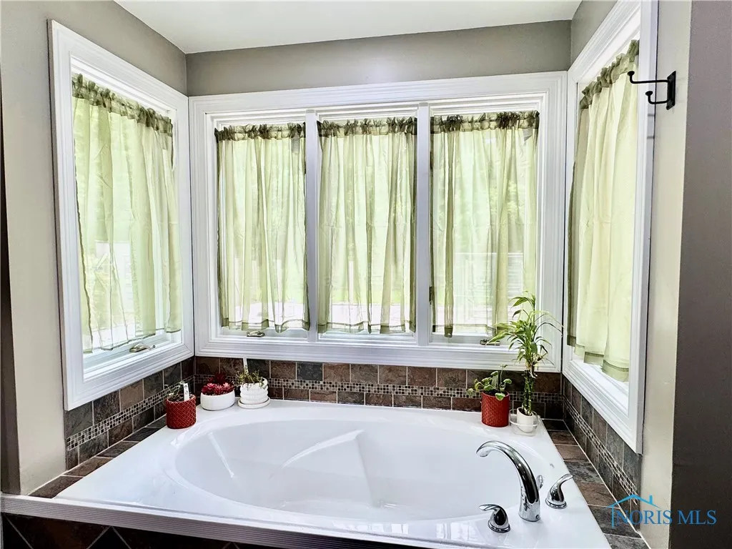 3391 Road 144, Antwerp, Ohio 45813, 3 Bedrooms Bedrooms, 8 Rooms Rooms,2 BathroomsBathrooms,Residential,For Sale,Road 144,6131310