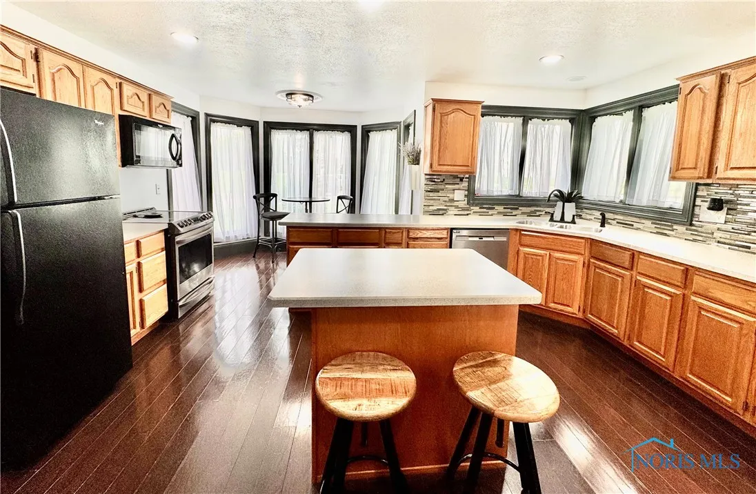 3391 Road 144, Antwerp, Ohio 45813, 3 Bedrooms Bedrooms, 8 Rooms Rooms,2 BathroomsBathrooms,Residential,For Sale,Road 144,6131310