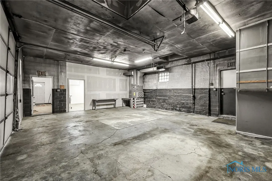 123 Cherry Street, Findlay, Ohio 45840, ,Commercial Sale,For Sale,Cherry,6131334