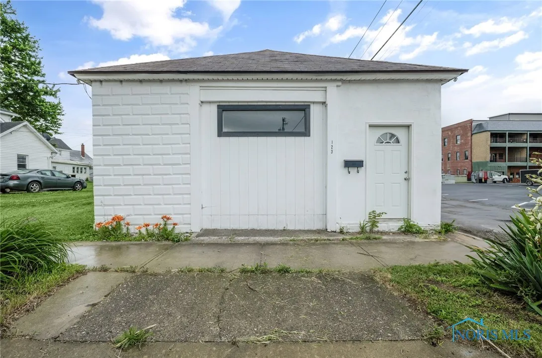 123 Cherry Street, Findlay, Ohio 45840, ,Commercial Sale,For Sale,Cherry,6131334