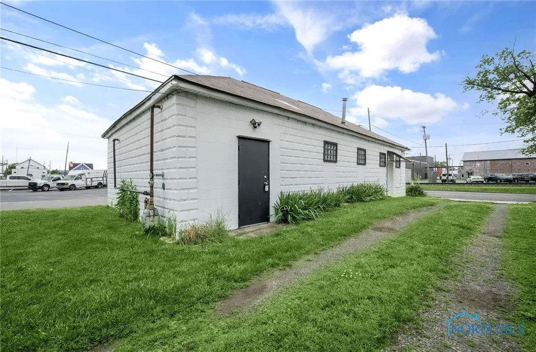 123 Cherry Street, Findlay, Ohio 45840, ,Commercial Sale,For Sale,Cherry,6131334