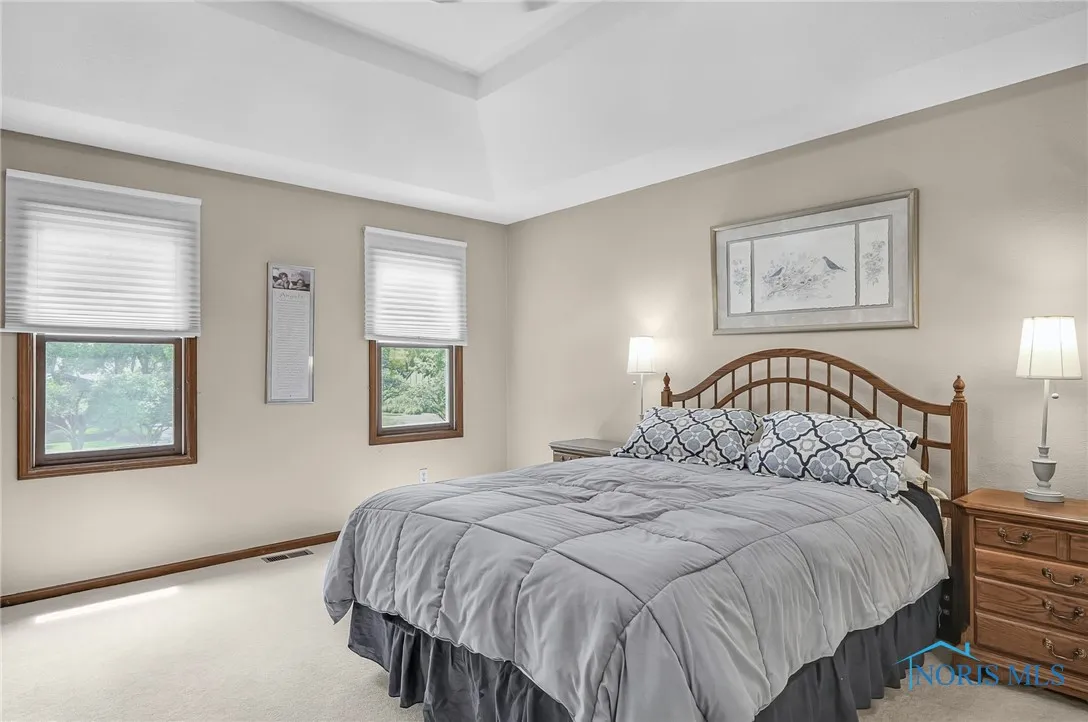7040 Country Creek Road, Maumee, Ohio 43537, 4 Bedrooms Bedrooms, 11 Rooms Rooms,3 BathroomsBathrooms,Residential,For Sale,Country Creek,6131462