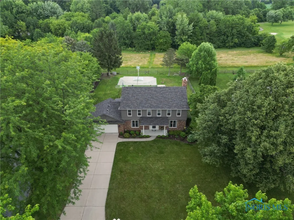 7040 Country Creek Road, Maumee, Ohio 43537, 4 Bedrooms Bedrooms, 11 Rooms Rooms,3 BathroomsBathrooms,Residential,For Sale,Country Creek,6131462